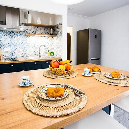 Romantic Sea View Studio, Steps Away From The Beach Αντίμπ Εξωτερικό φωτογραφία