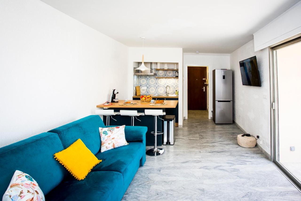 Romantic Sea View Studio, Steps Away From The Beach Αντίμπ Εξωτερικό φωτογραφία